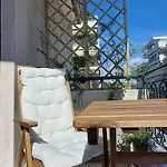 Lägenhet Thearetsouplace, Elegance Apartment, 200m From The Sea With Parking, 1g Wifi, Cosmote Tv Thessaloníki