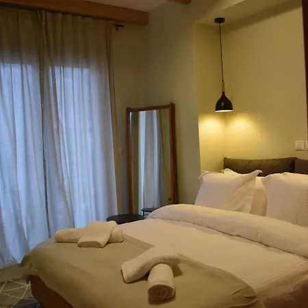 Thearetsouplace Elegance, 200M From The Sea, Parking, 1G Wifi, Netflix, Cosmote Tv Apartment *