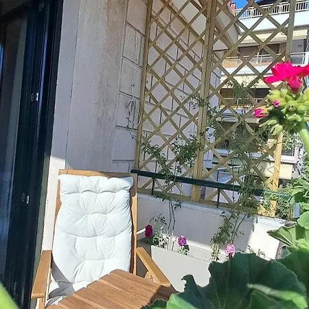Thearetsouplace Elegance, 200M From The Sea, Parking, 1G Wifi, Netflix, Cosmote Tv Apartment