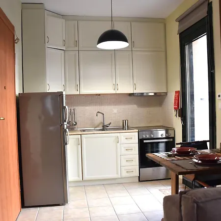 Apartment Thearetsouplace Elegance, 200M From The Sea, Parking, 1G Wifi, Netflix, Cosmote Tv *