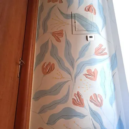 Apartment Thearetsouplace Elegance, 200M From The Sea, Parking, 1G Wifi, Netflix, Cosmote Tv *