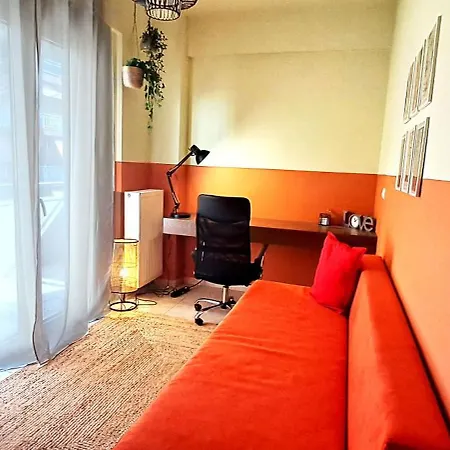Apartment Thearetsouplace Elegance, 200M From The Sea, Parking, 1G Wifi, Netflix, Cosmote Tv Thessaloniki