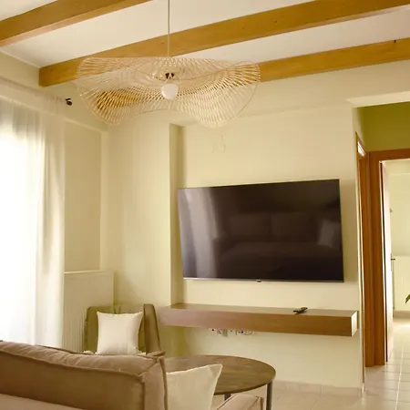 شقة Thearetsouplace Elegance, 200M From The Sea, Parking, 1G Wifi, Netflix, Cosmote Tv