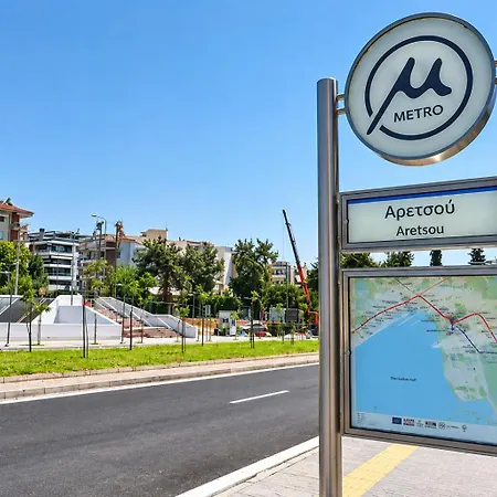 Apartment Thearetsouplace Elegance, 200m From The Sea, Parking, 1g Wifi, Netflix, Cosmote Tv Thessaloniki