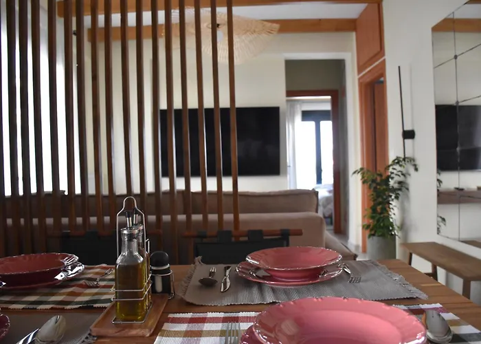 Apartmán Thearetsouplace, Elegance Apartment, 200m From The Sea With Parking, 1g Wifi, Cosmote Tv *