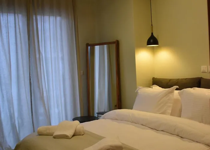 Thearetsouplace, Elegance Apartment, 200m From The Sea With Parking, 1g Wifi, Cosmote Tv Apartmán *