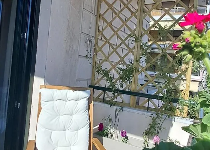 Thearetsouplace, Elegance Apartment, 200m From The Sea With Parking, 1g Wifi, Cosmote Tv Apartmán
