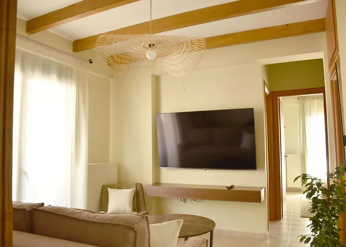 Apartmán Thearetsouplace, Elegance Apartment, 200m From The Sea With Parking, 1g Wifi, Cosmote Tv